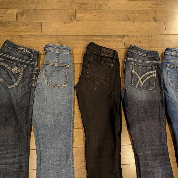 Large  lot of ladies jeans - Picture 2 of 2